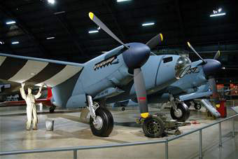 De-Havilland-DH-98-Mosquito