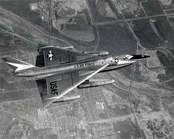 XB-58-Hustler-2