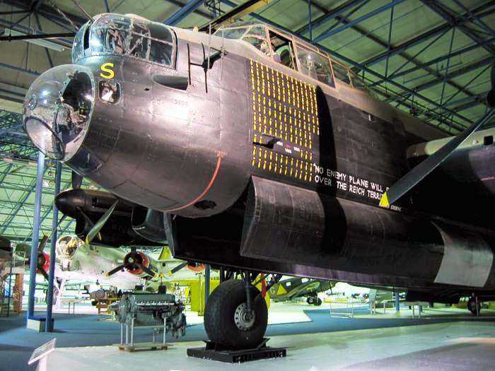 Avro lancaster front 
        - Wikipedia